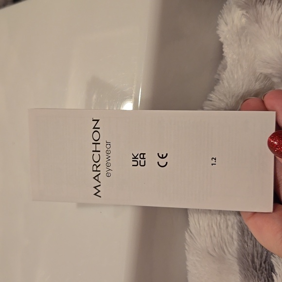 Longchamp Paris Black Cat-Eye Sunglasses with Gradient Lenses Brand New In Case - Picture 10 of 16